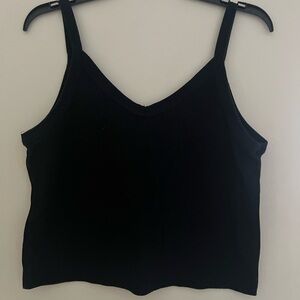 Black V Cut Cropped Tank Top